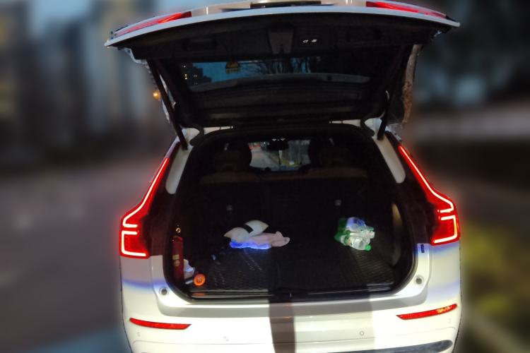 Used Volvo XC60 2024 B5 4x4 Smart Luxury Edition