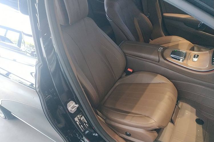 Used Mercedes-Benz E-Class 2023 Updated E 300 L Fashion Edition
