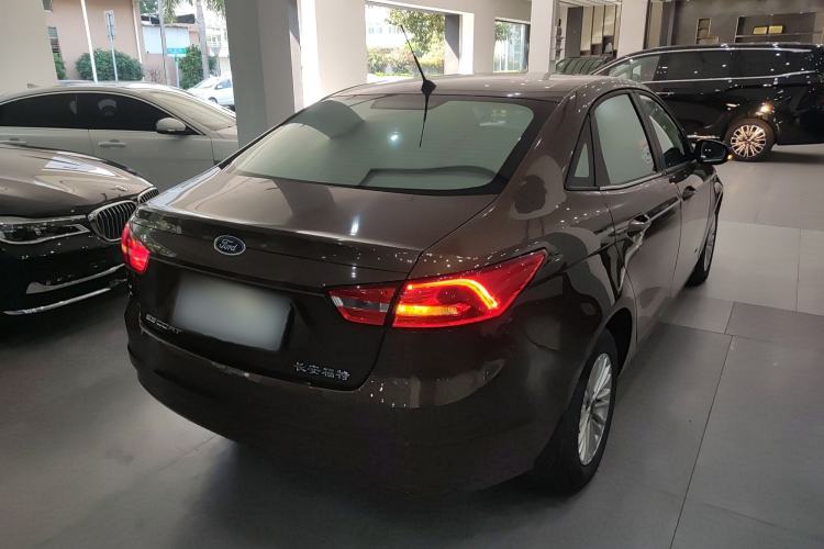 Used Ford Escort 2015 1.5L Automatic Comfort Model
