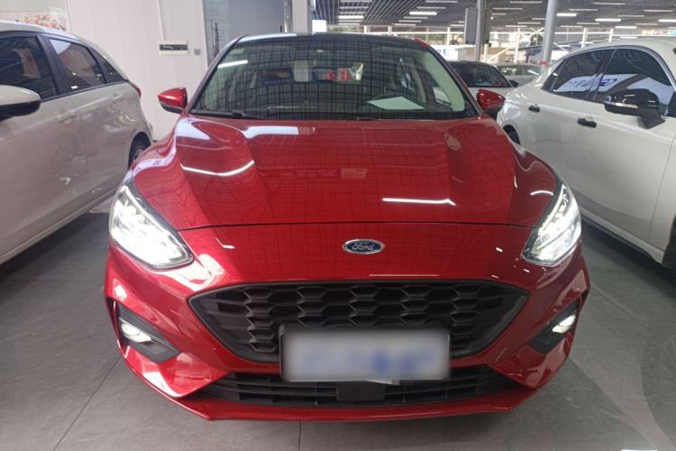 Used Ford Focus 2021 Hatchback EcoBoost 180 Automatic Titanium Edition
