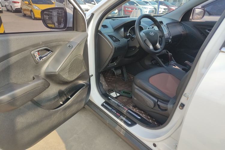 Used Hyundai ix35 2015 2.0L Automatic 2WD Comfort Edition China IV Standard