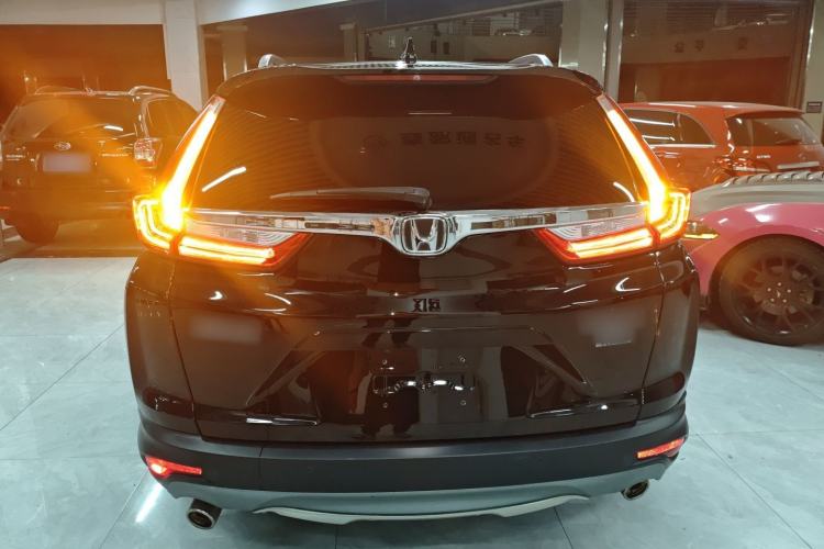 Used Honda CR-V 2017 240TURBO CVT Front-Wheel Drive Fashion Edition