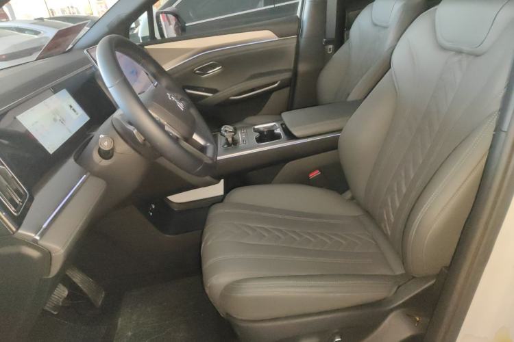 Used BYD Song L DM-i 2025 Intelligent Driving Version 160 km Beyond-Range Type
