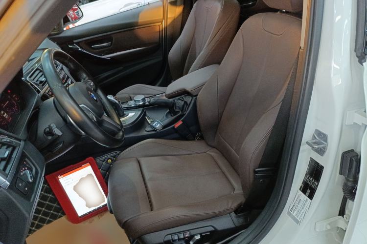 Used BMW 3 Series 2018 320Li Leading Model M Sport Package
