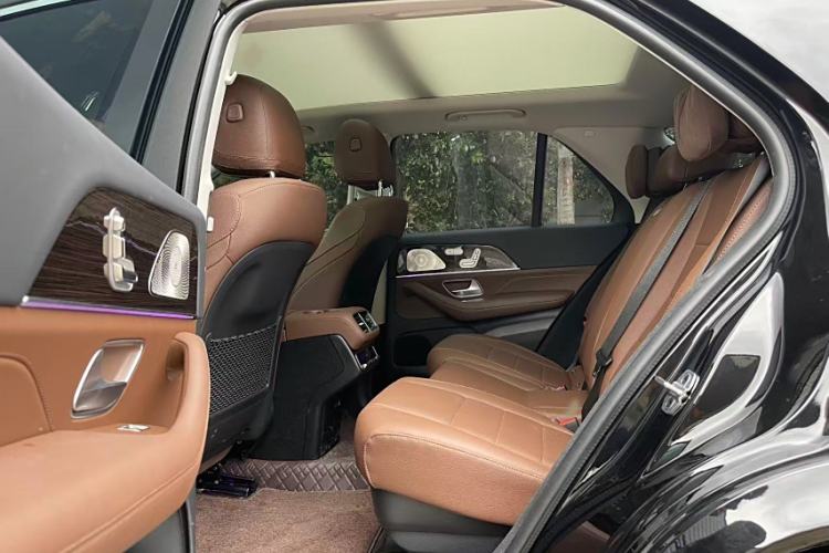 Used Mercedes-Benz GLE 2024 Refreshed GLE 350 4MATIC Stylish Edition
