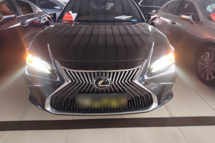 Used Lexus ES 2020 200 Excellence Edition