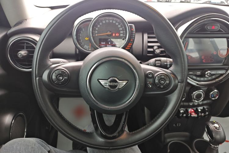 Used  MINI 2014 1.2T ONE+
