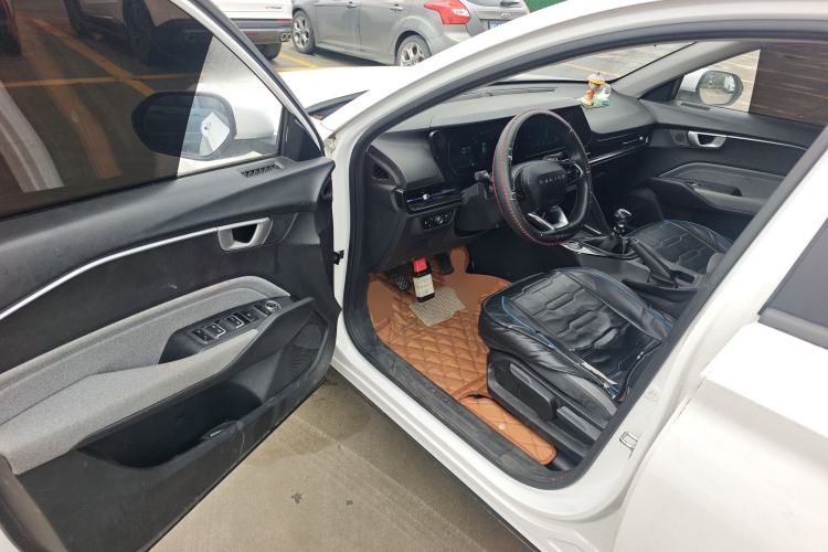 Used Baojun RC-6 2019 1.5T Manual Elite Version with 24-Hour Online Service
