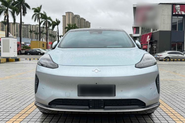 Used  HT 2023 670 Rear-Drive Ultra-High-Voltage NDA Version
