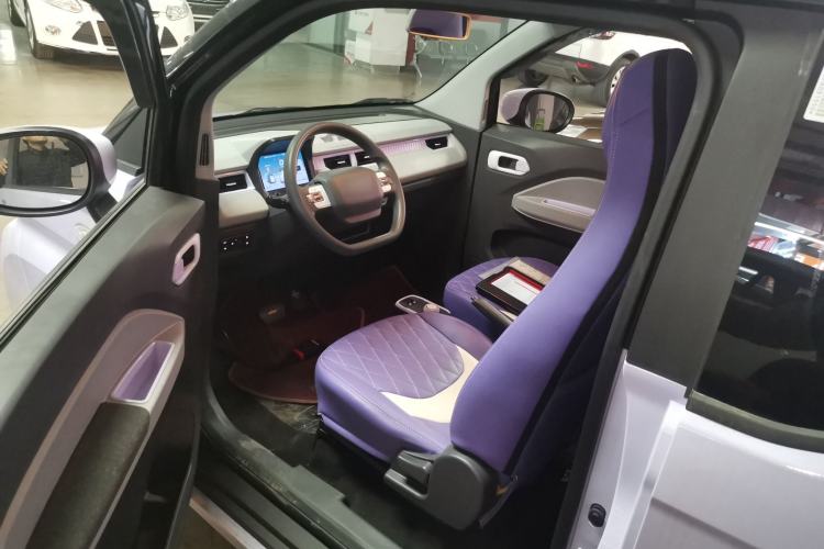 Used Chery QQ Ice Cream 2022 170km Sundae Phosphate Lithium-Ion
