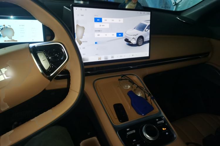 Used  Galaxy Xingjian 7 EM-i 2025 120km Exploration+ Version
