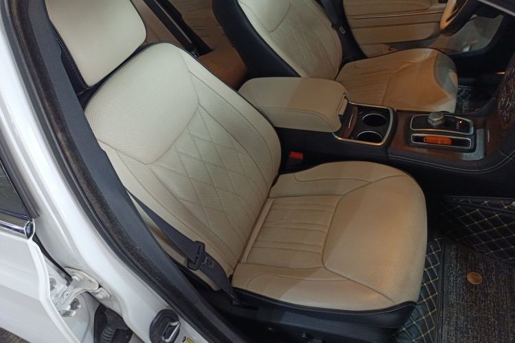 Used Chrysler 300C 2016 3.0L Supreme Edition