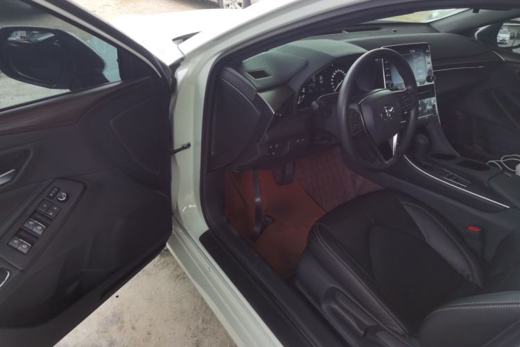 Used Toyota Avalon 2019 2.5L Ambition Version China VI Standard