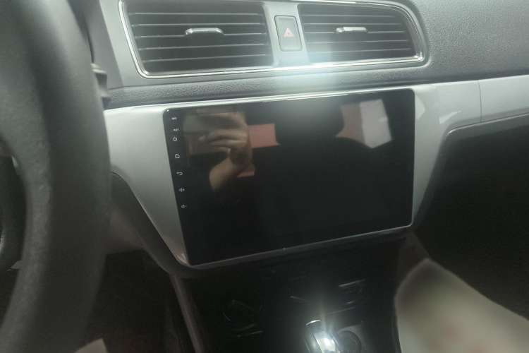 Used Volkswagen Lavida 2017 1.6L Automatic Fashion Edition
