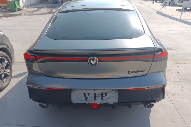 Used Changan UNI-V iDD 2023 Zhidian iDD 1.5T 113km Smart & Fun Version (Rapid Edition)
