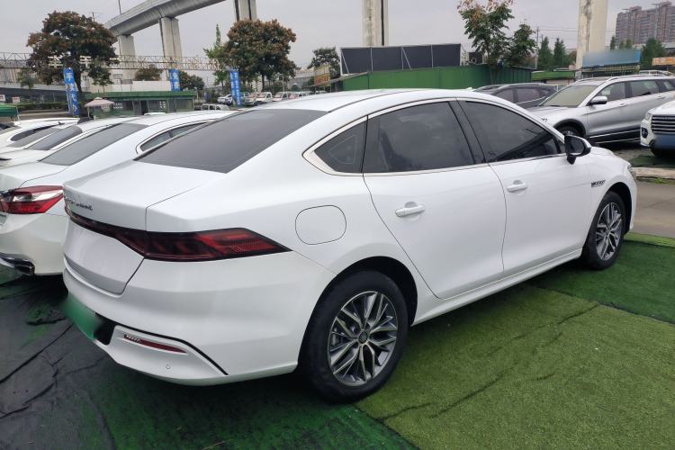 Used BYD Qin PLUS 2023 Champion Edition DM-i 120KM Leading Model
