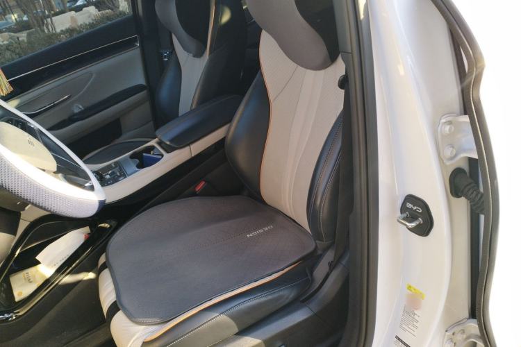 Used BYD Song PLUS New Energy 2024 HONOR Edition DM-i 110km Flagship PLUS