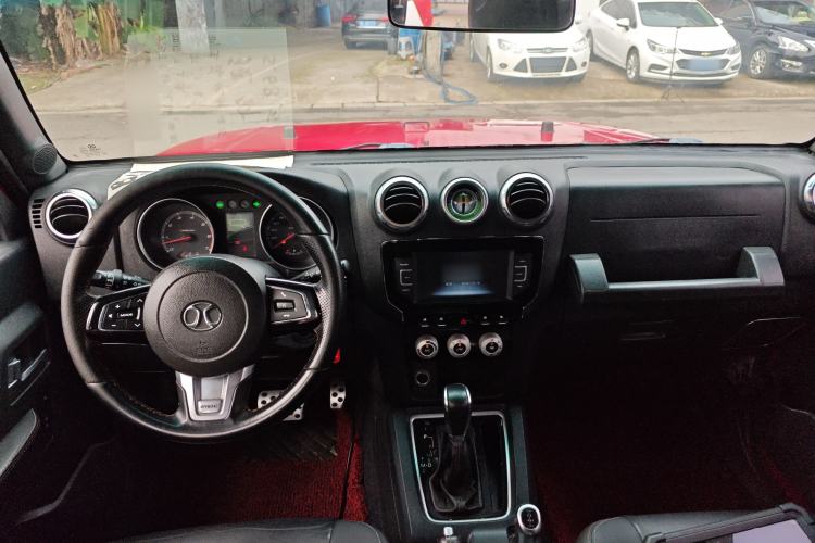 Used BAIC Off-Road BJ40 2016 40L 2.3T Automatic All-Wheel Drive Premium Edition
