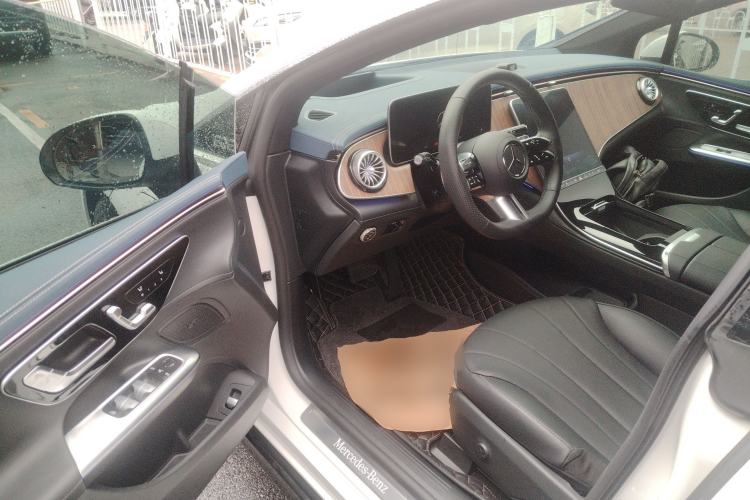 Used Mercedes-Benz EQE 2022 350 Luxury Edition