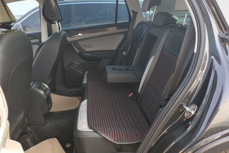 Used Volkswagen Tayron 2023 280TSI Two-Wheel-Drive Luxury Plus Advanced Version
