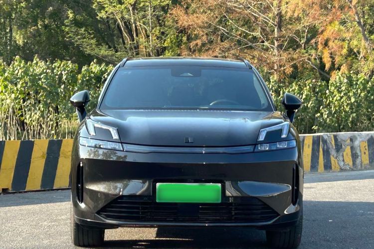 Used Lynk & Co 08 EM-P 2023 120km Long-Range Pro
