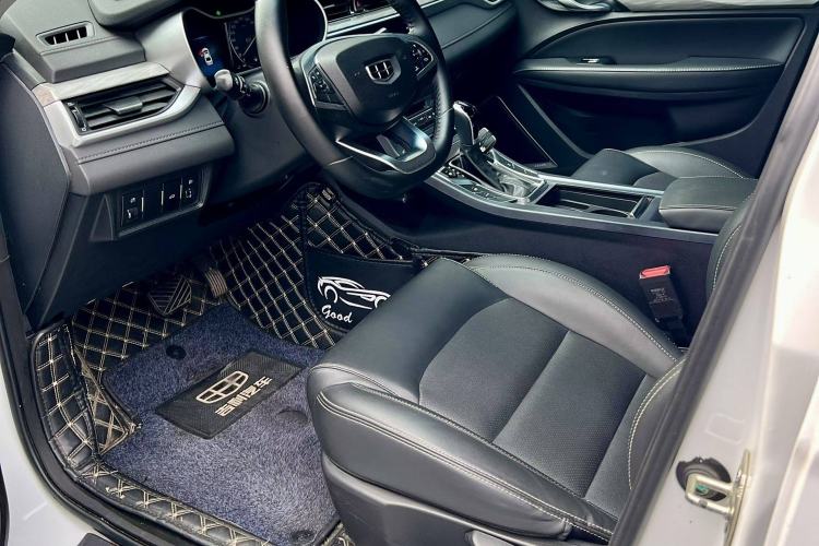 Used Geely Auto Emgrand 2019 Leading Edition 1.5L CVT Luxury Model China VI Standard
