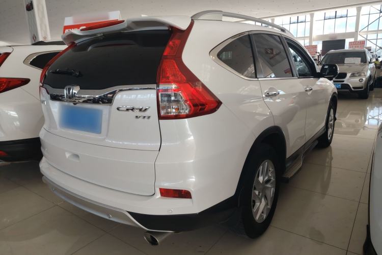 Used Honda CR-V 2015 2.4L two-wheel drive luxury version
