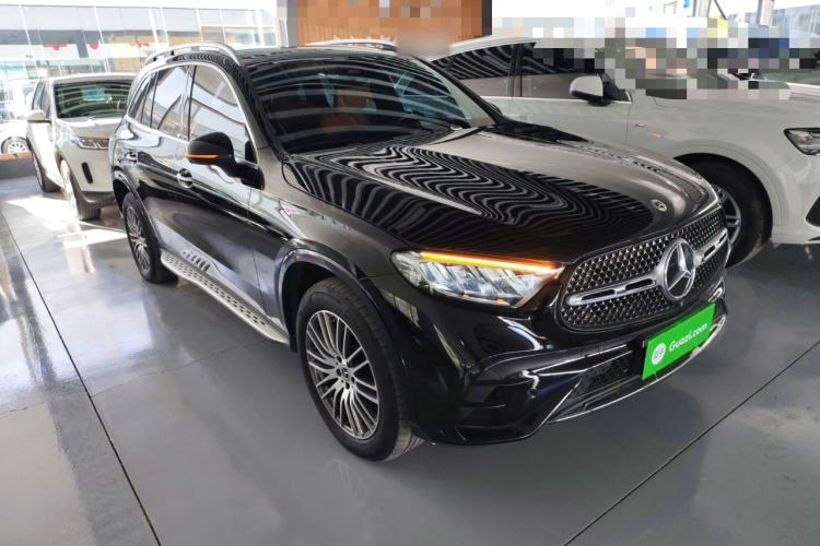 Used Mercedes-Benz GLC 2023 GLC 300 L 4MATIC Dynamic 7-Seater
