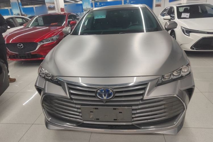 Used Toyota Avalon 2019 Dual-Engine 2.5L Luxury Edition China VI Standard

