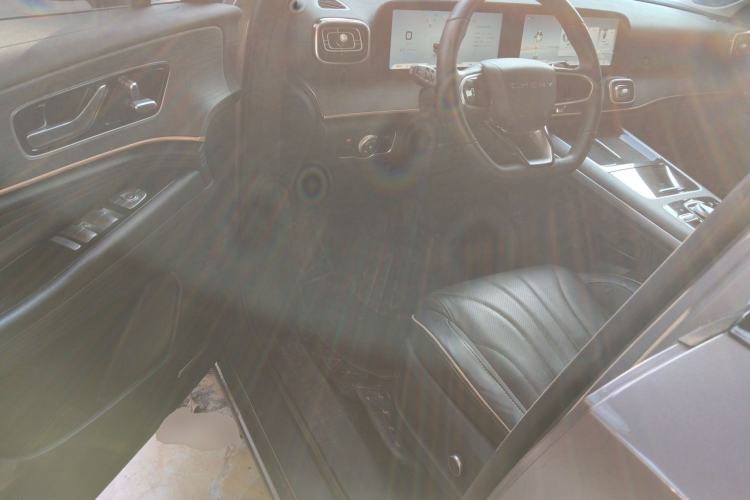 Used Chery Tiggo 9 2023 2.0T Dual-Clutch Two-Wheel Drive Luxury Edition 5 Seats