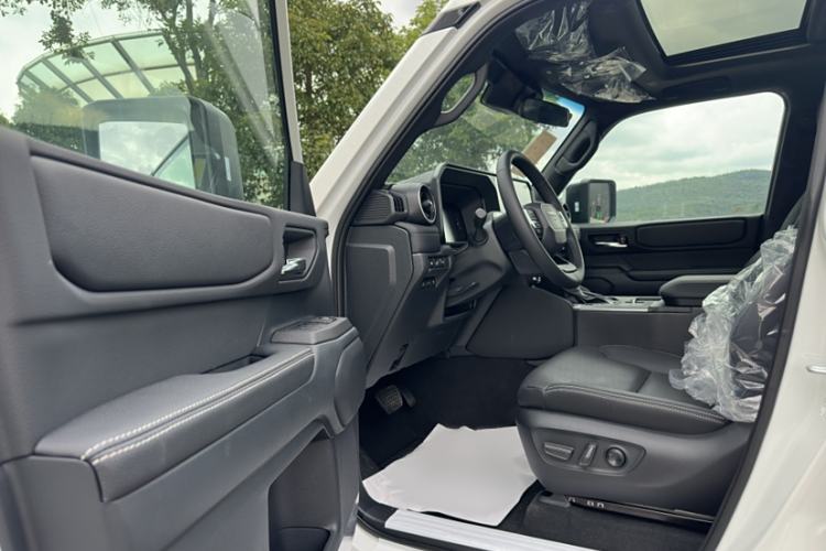 Used Toyota Prado 2025 2.4T All-Weather TX Version 5 Seats
