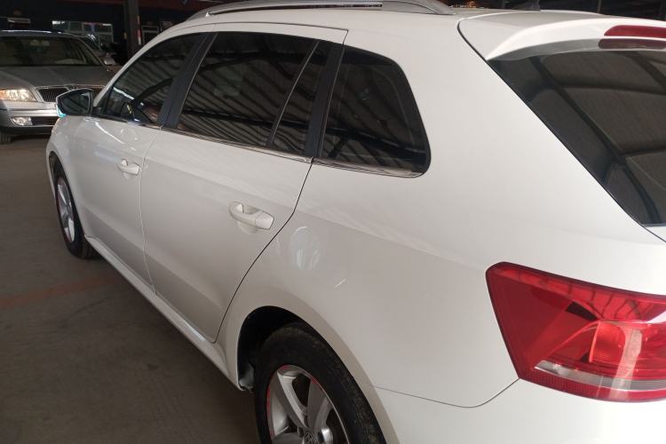 Used Volkswagen Gran Lavida 2015 1.6L Automatic Fashion Edition
