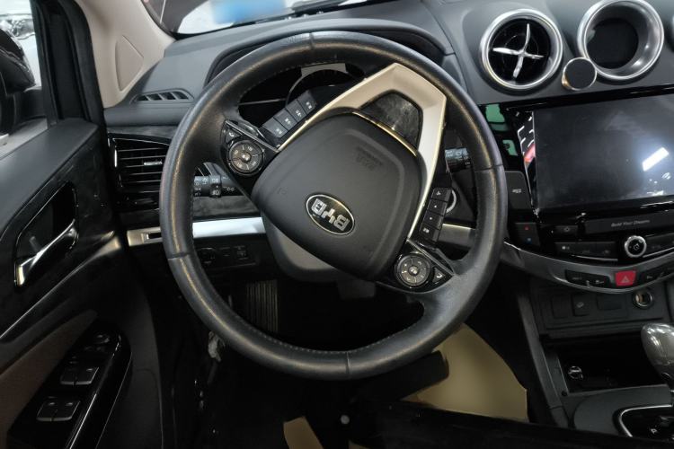 Used BYD S7 2016 2.0T Automatic Prestige Plus