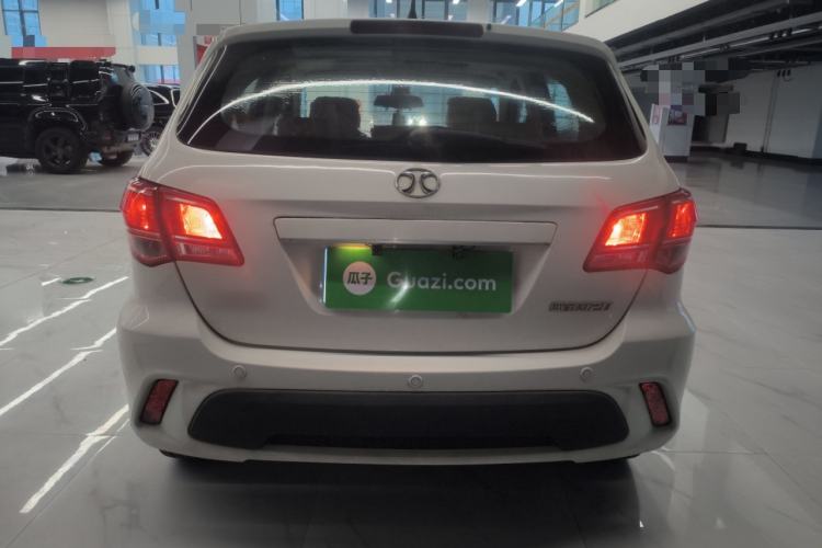 Used BAIC Senova D20 2015 Hatchback 1.5L Manual Leshang Version