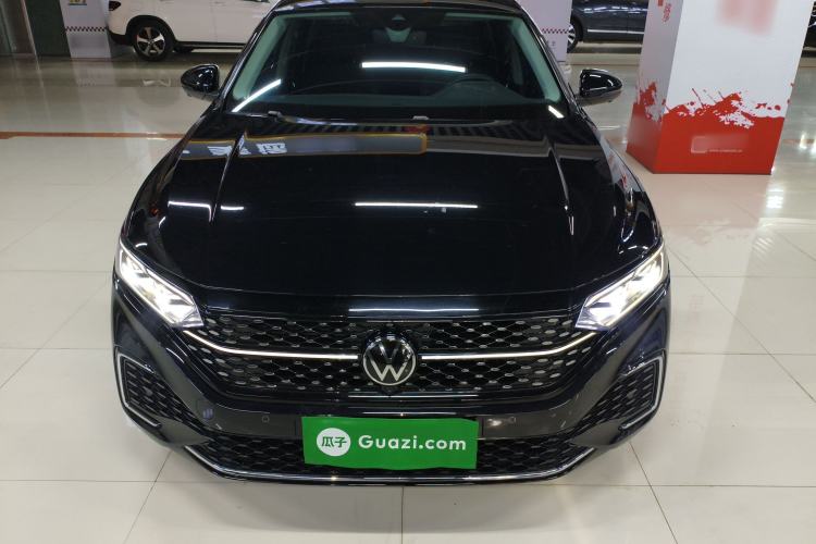 Used Volkswagen Passat 2023 Restyled 330TSI Starry Luxury Edition
