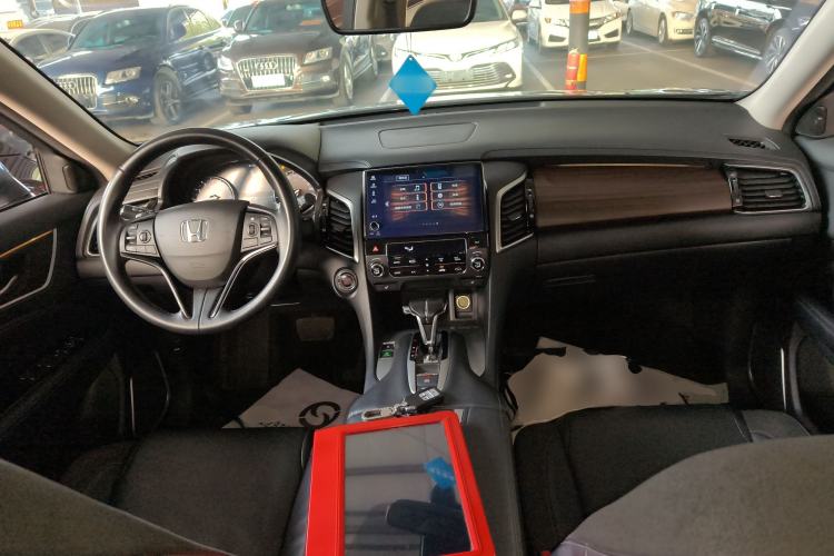 Used Honda Avancier 2017 240TURBO Two-Wheel Drive Premium Edition
