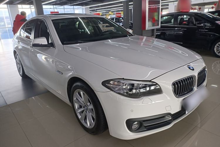 Used BMW 5 Series 2014 520i Elegant Edition
