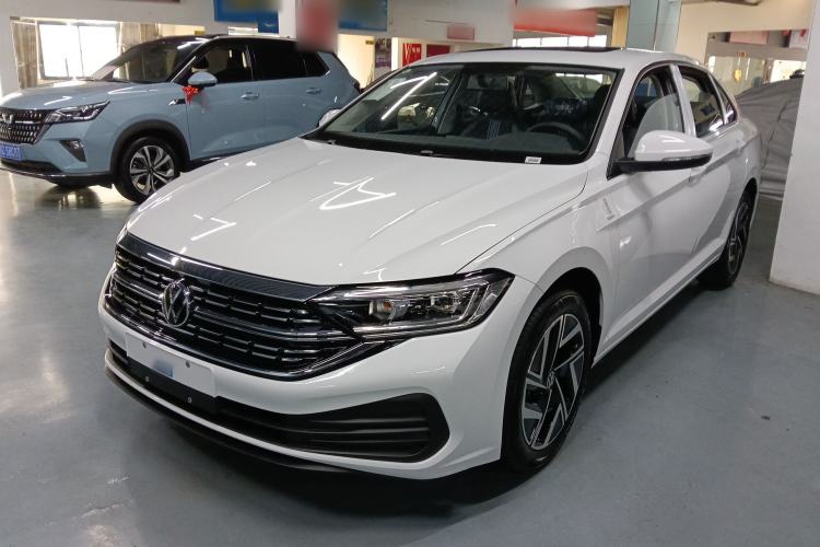 Used Volkswagen Sagitar 2025 Facelifted 300TSI DSG Flyover Edition