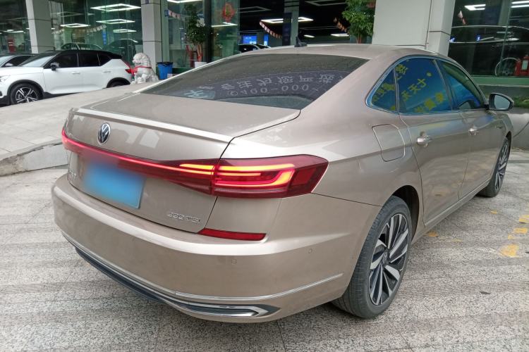 Used Volkswagen Passat 2022 330TSI Luxury Edition
