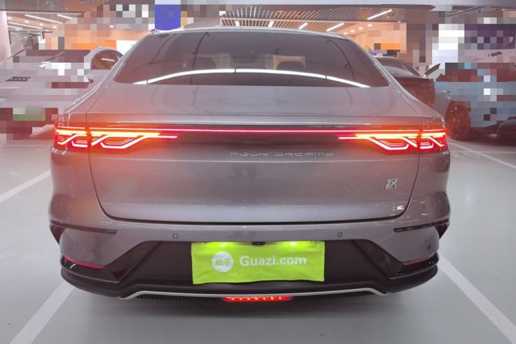 Used BYD Han 2025 DM-i 125KM Prestige Model
