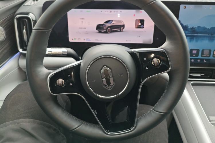 Used Hima AITO M9 2024 Range-Extended Ultra Version 42 kWh 6-Seater Model