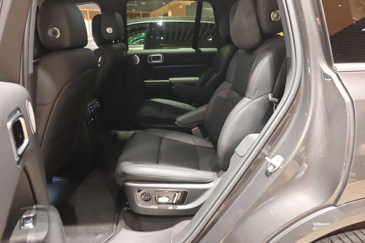 Used Li Auto L8 2024 Ultra Model
