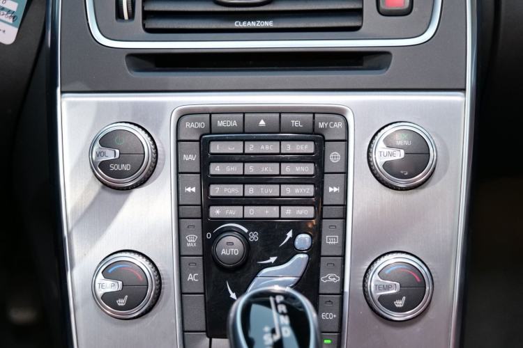 Used Volvo S60 2017 S60L T4 Smart Range Edition
