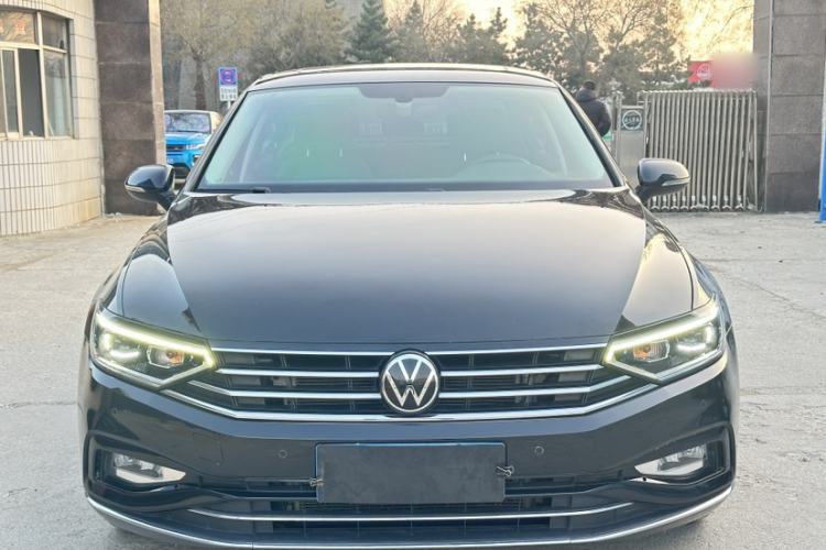 Used Volkswagen Magotan 2020 330TSI DSG Leading Model
