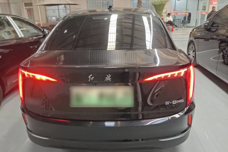 Used Hongqi E-QM5 2022 431 km Charge & Enjoy Edition
