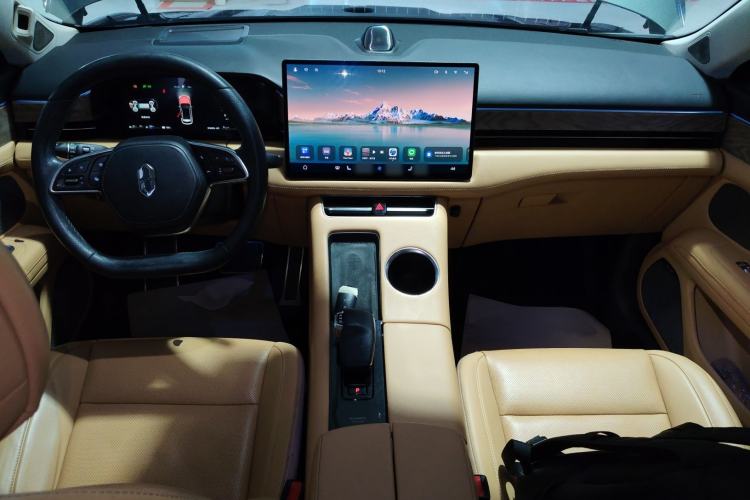 Used Hima AITO M5 2022 Extended-Range Four-Wheel Drive Performance Version
