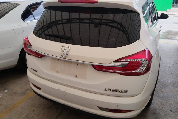 Used Baojun 310W 2017 1.5L Manual Luxury Model China V Standard
