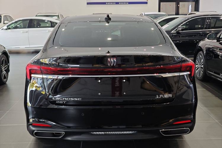 Used Buick LaCrosse 2025 28T Platinum Edition
