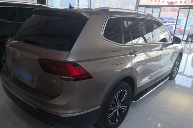 Used Volkswagen Tiguan L 2017 380TSI Automatic All-Wheel-Drive Luxury Edition