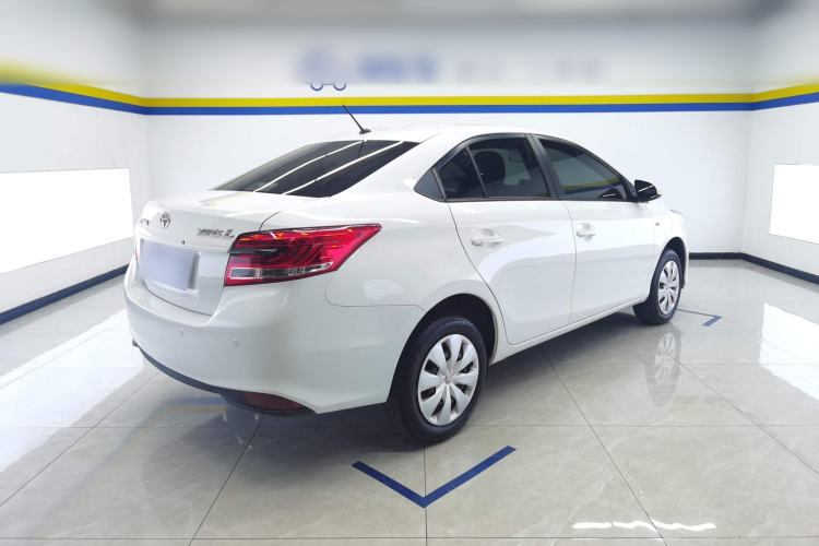 Used Toyota YARiS L 2022 1.5L CVT Leading PLUS Edition
